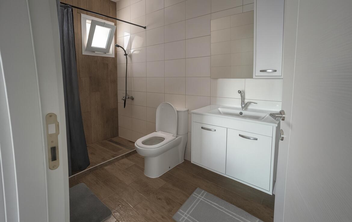 Апартаменты 1+1 с террасой на крыше в комплексе Fuat & Gulfere