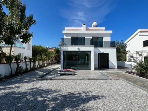 Вилла 3+1 рядом с песчаным пляжем