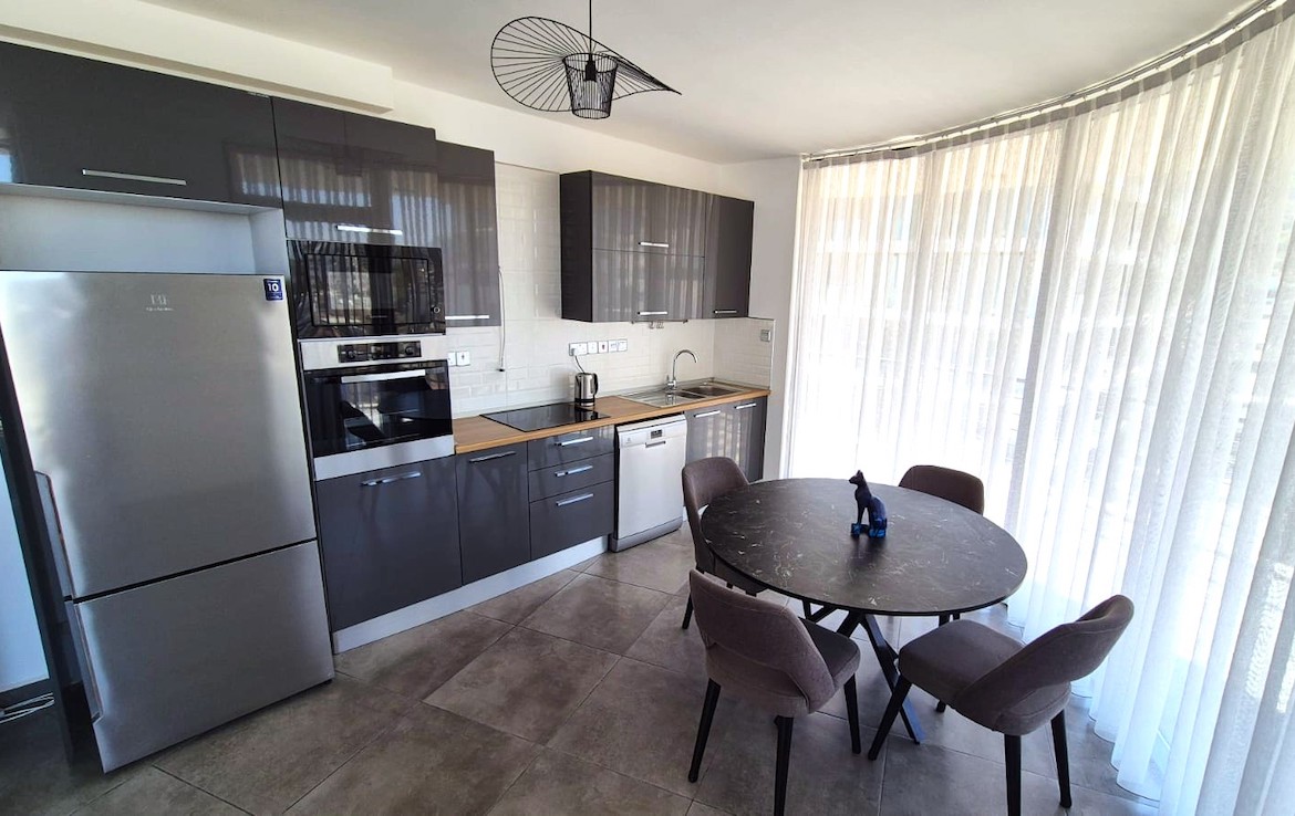 Квартира 3+1 в роскошном комплексе CC Towers в центре Гирне