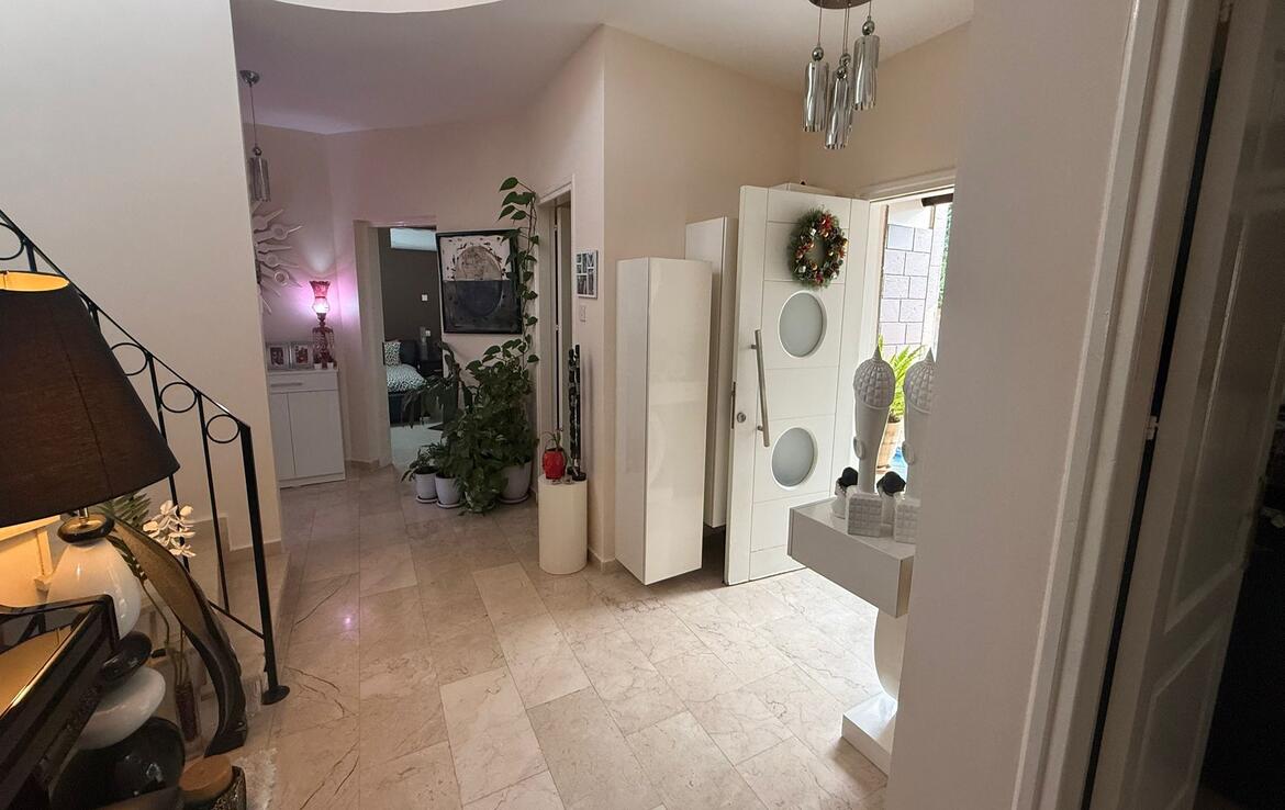 Невероятно красивое бунгало 3+2 в Каршияке