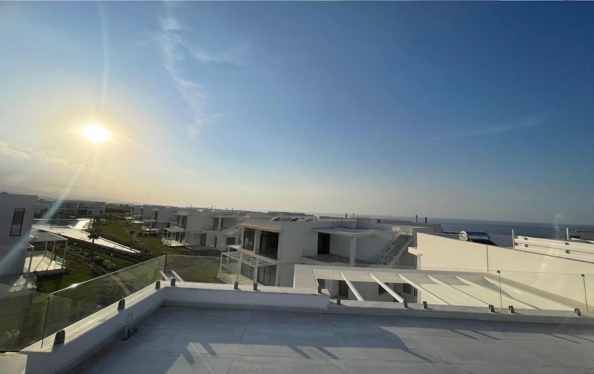 Пентхаус 2+1 на берегу моря в комплексе The Resort