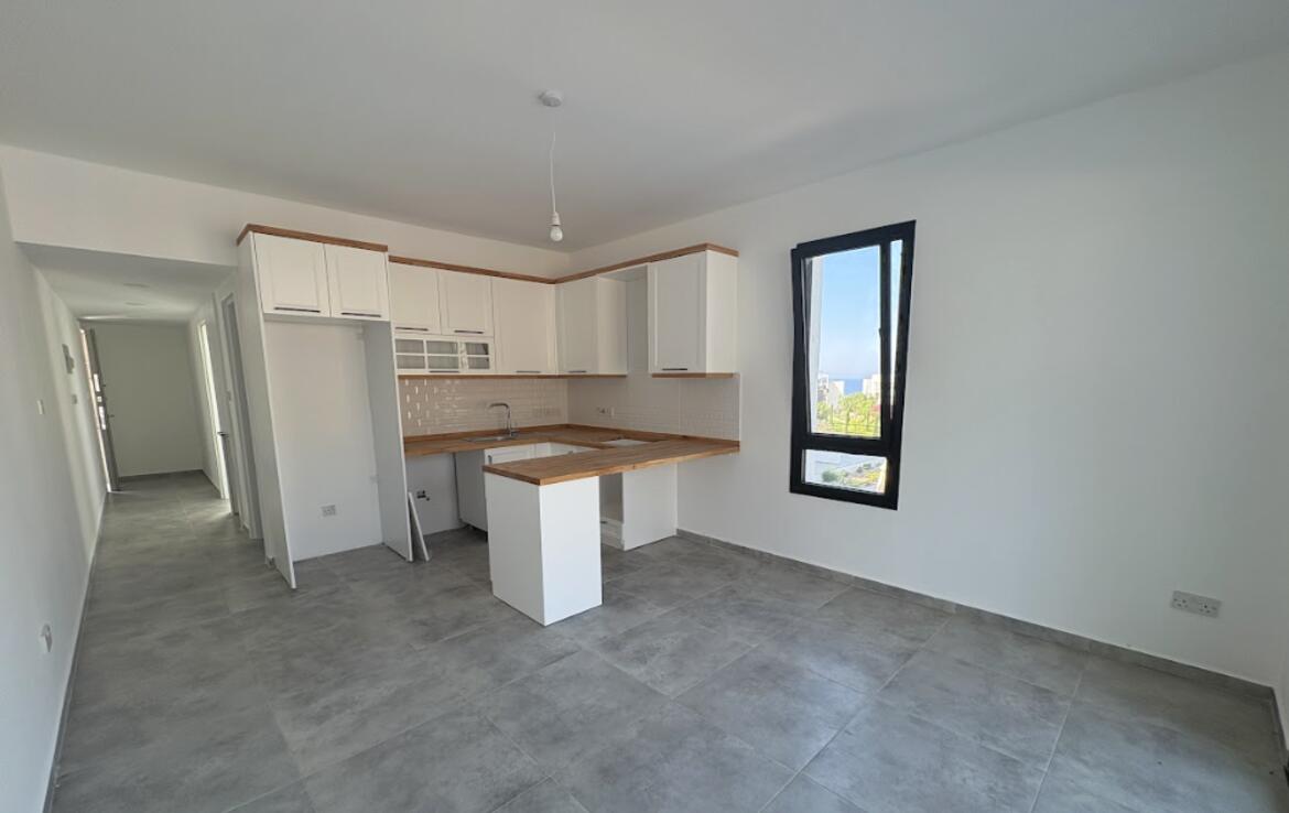 Апартаменты в комплексе Lanai Homes возле моря