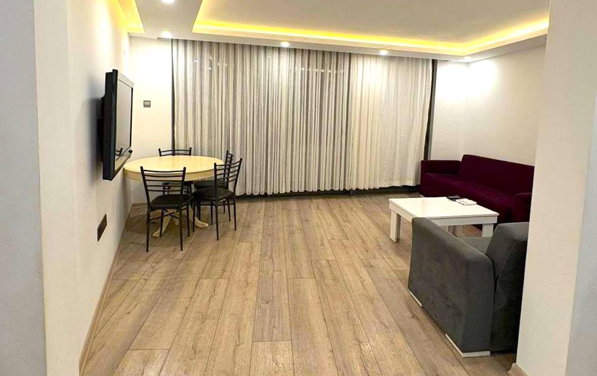 В аренду 2+1 в центре Гирне с мебелью